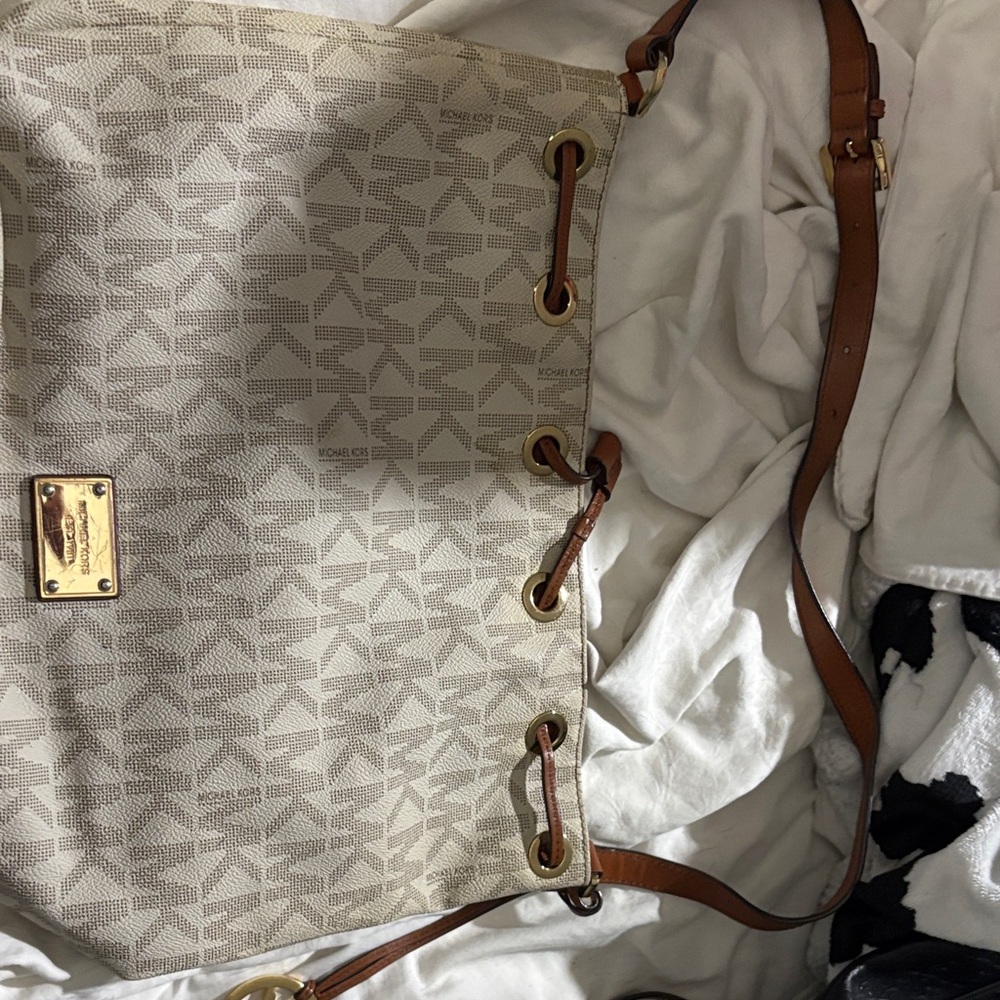 Michael Kors Cream and Tan Shoulder Bag